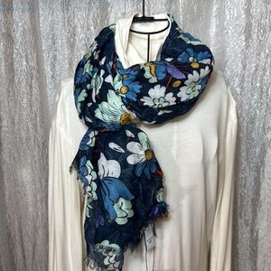 VERA BRADLEY floral wrap/scarf